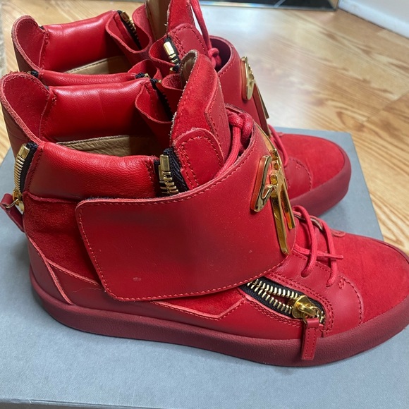 Giuseppe sneakers size 40.5 us 7.5 color is red dark red black and gold - Picture 3 of 7